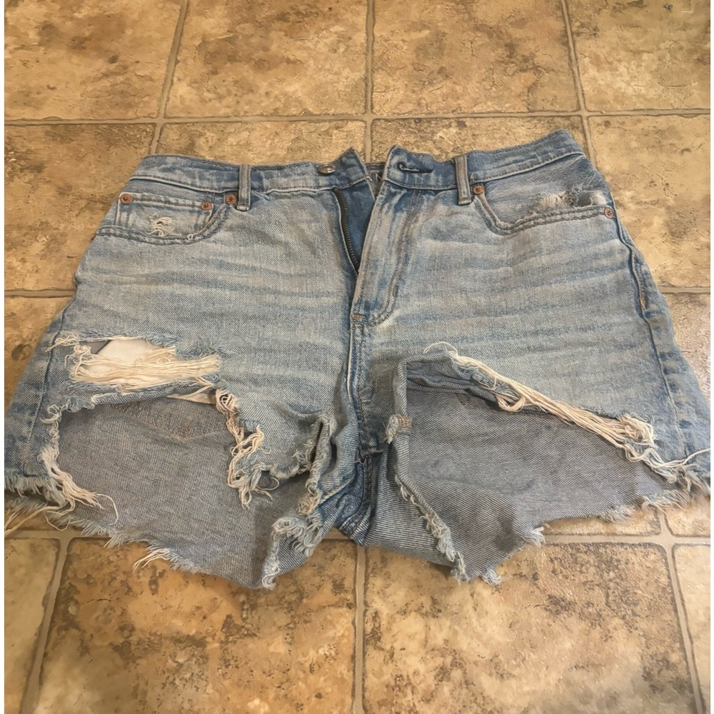 American eagle highest rise 90s boyfriend short size 4